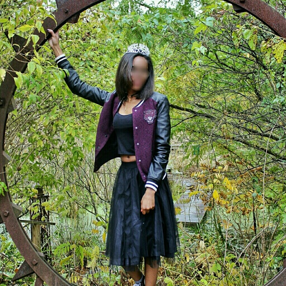 Jacket - Picture 1 of 4